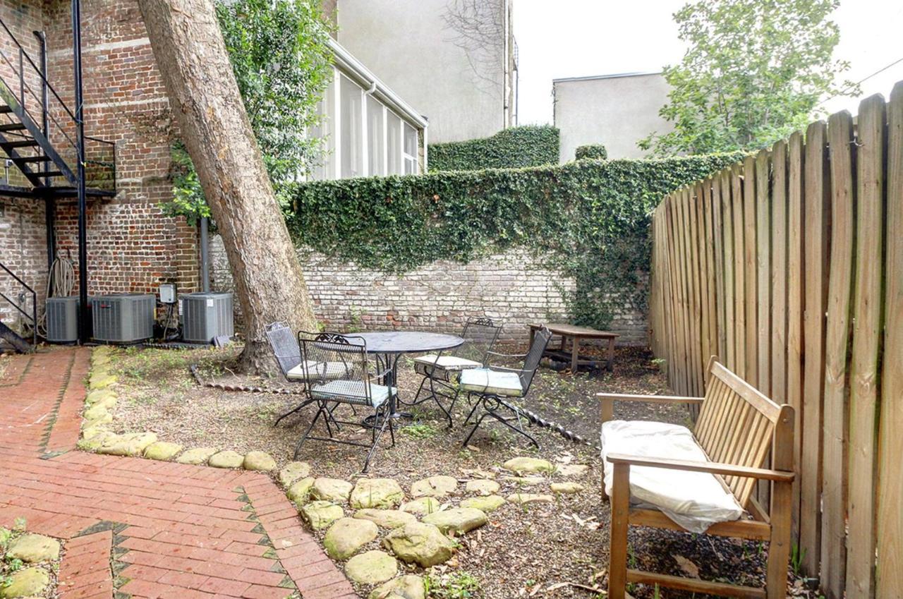 Oglethorpe Manor Garden Level Apartman Savannah Kültér fotó